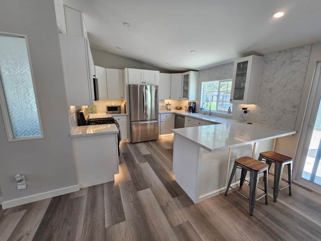 Modern kitchen