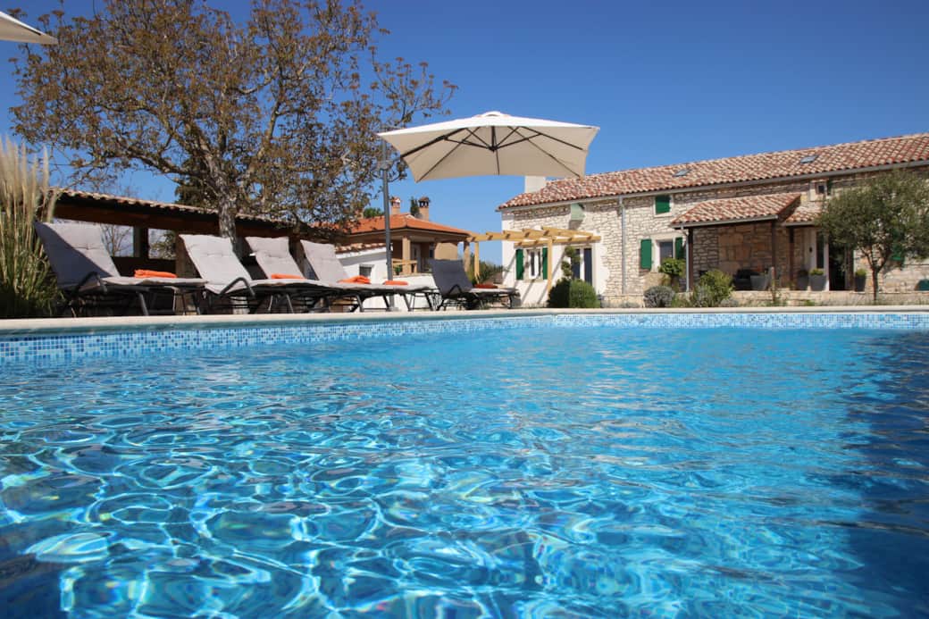 Aussenbereich/Pool/Terrasse