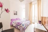 5.Hab. privada con Cama doble y balcón (Gran Vía)