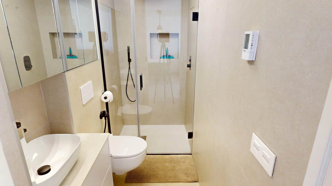 Guest Bathroom