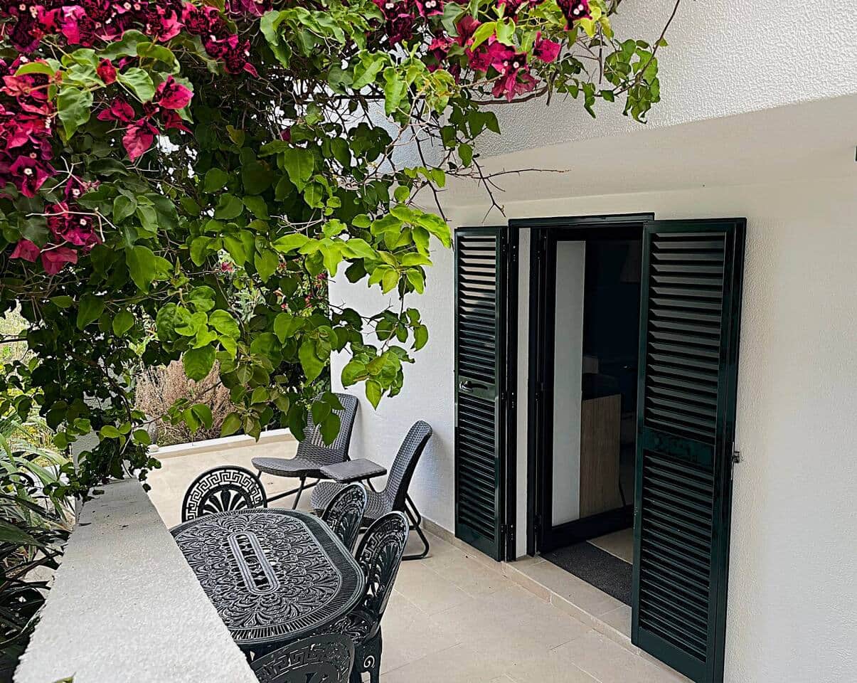 Outdoor terrace holiday home Madeira Suite Jardim