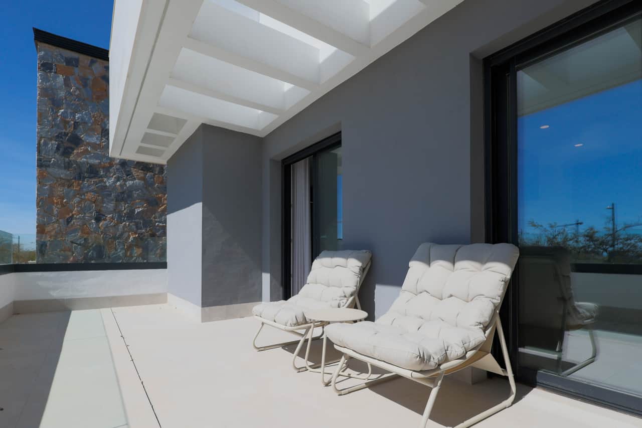 Balcony1