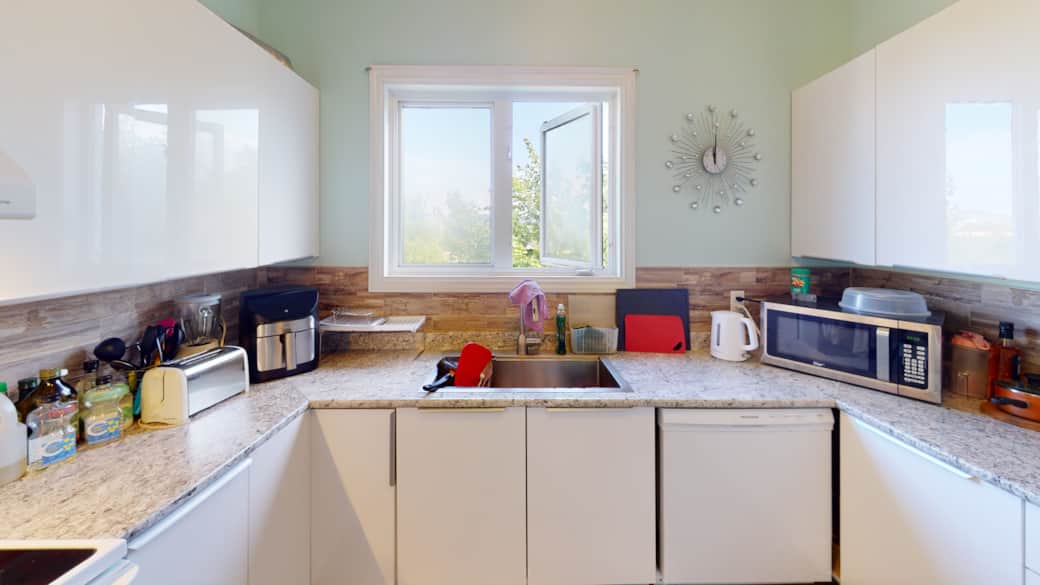 82 Larkhall Kitchen