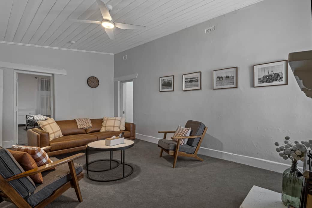 Lounge Entrance Lounge Entrance