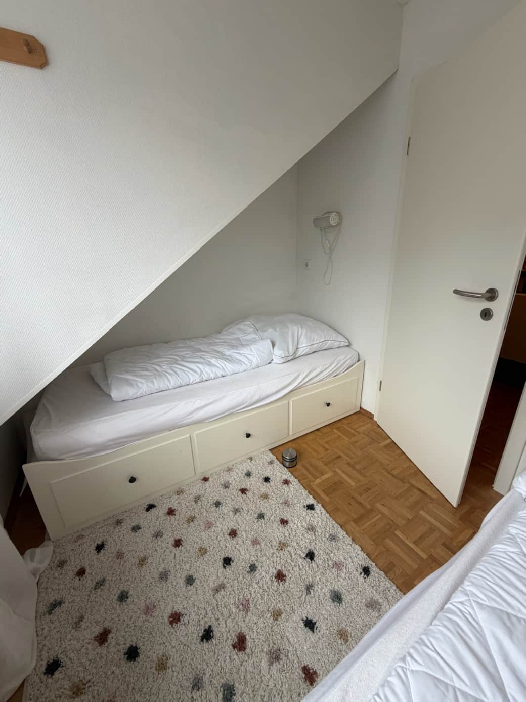 Schlafzimmer3 2