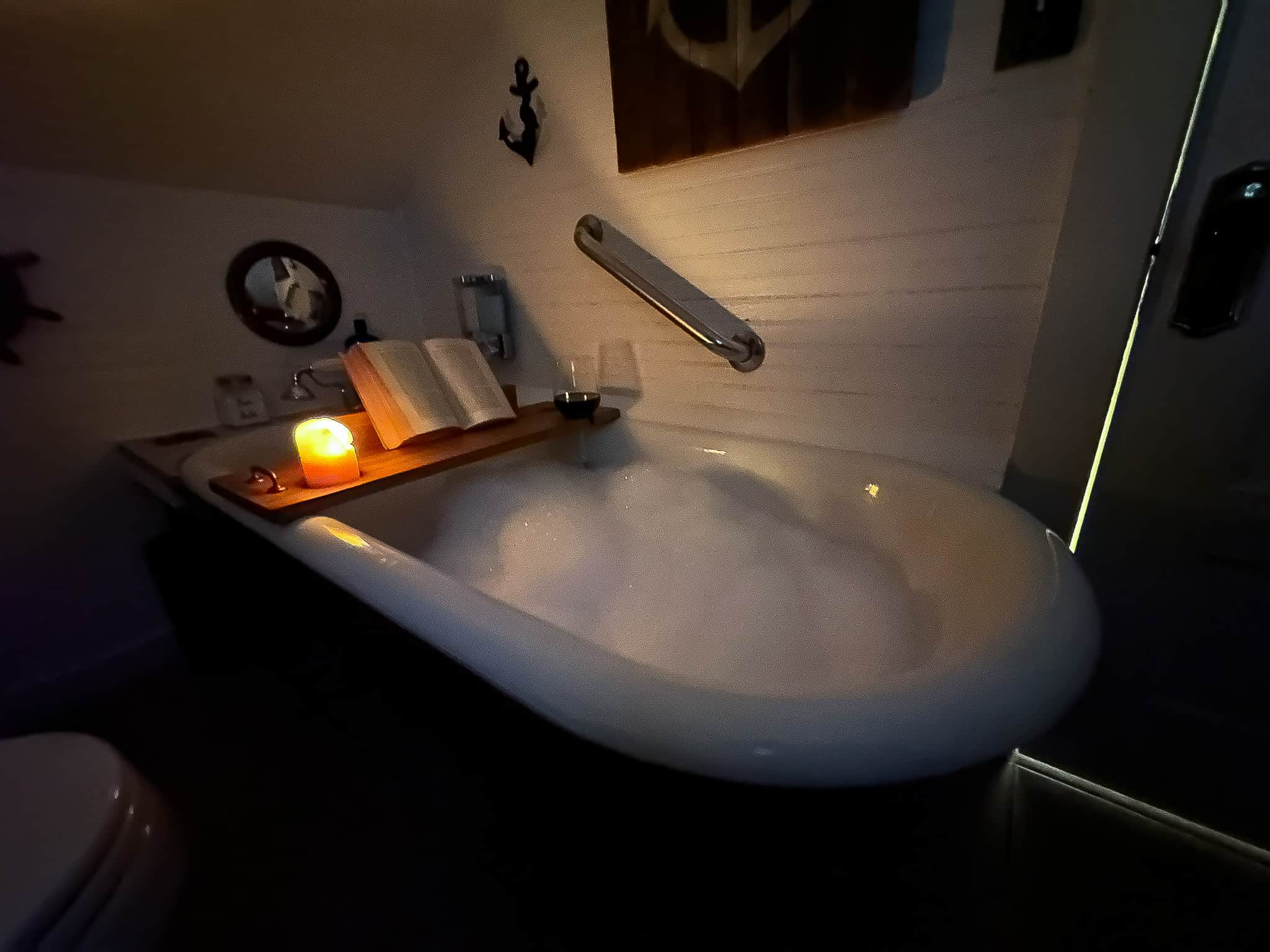 Soaking Tub