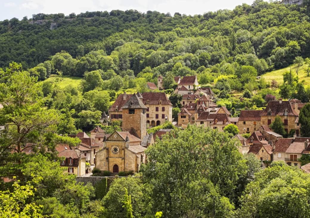 Autoire, village classé à 10 minutes du gîte, incontournable dans le Lot Autoire, village classé à 10 minutes du gîte, incontournable dans le Lot