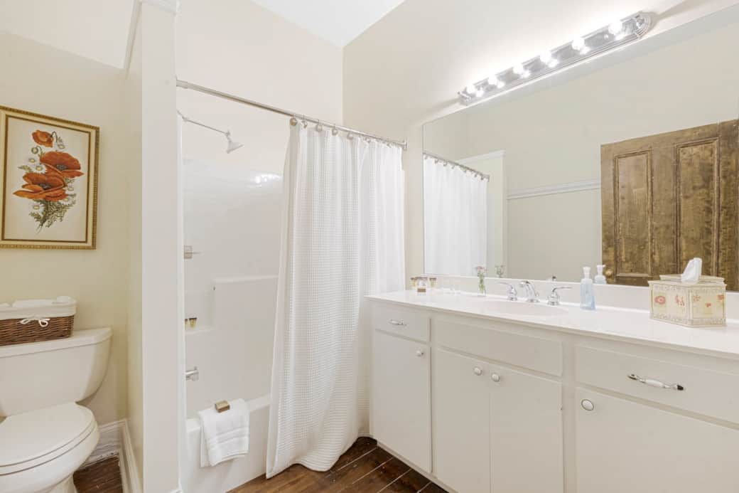 Main Bathroom