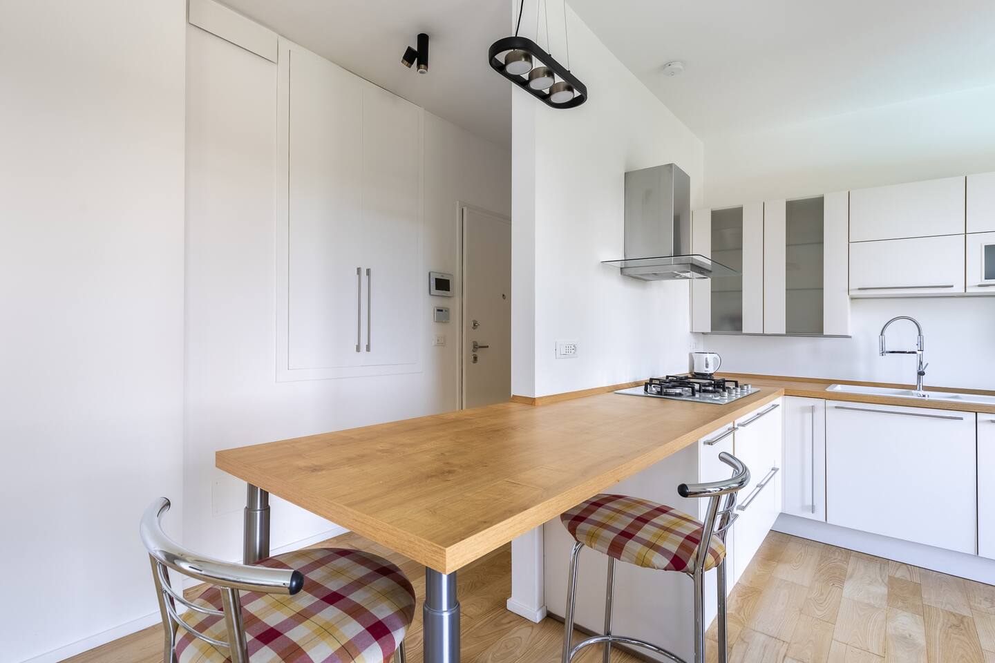 [Borgo Po] Lussuoso Appartamento • FREE Parking