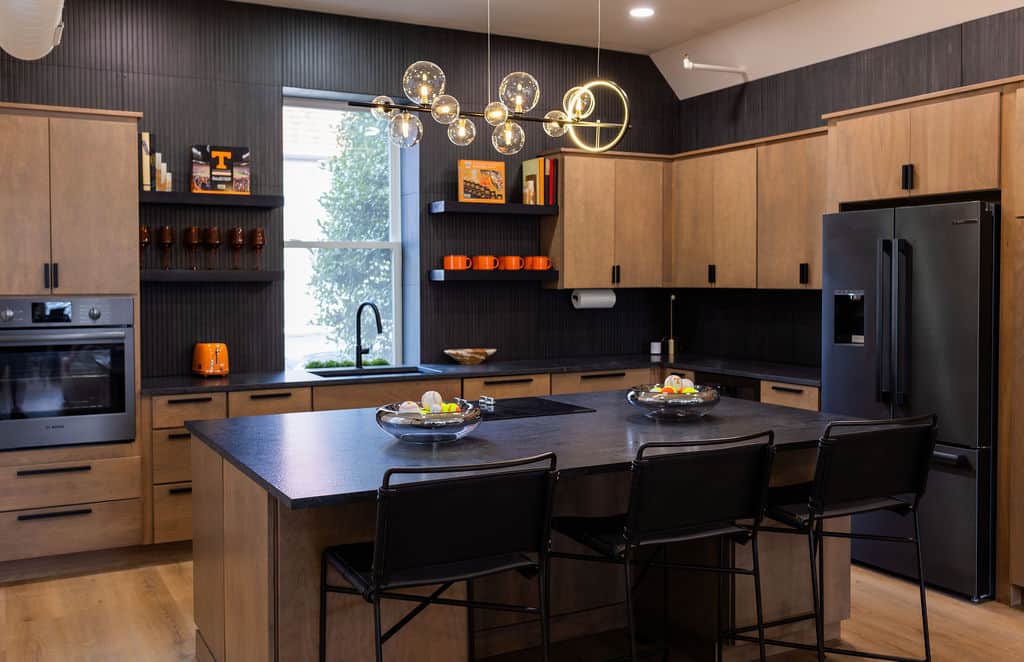 PhotographybyCarolineTrotter DesignAFCateBuildingShoot 2 12 26 99