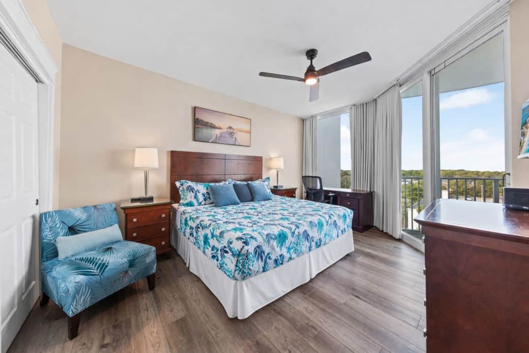 Second king bedroom with balcony and work space