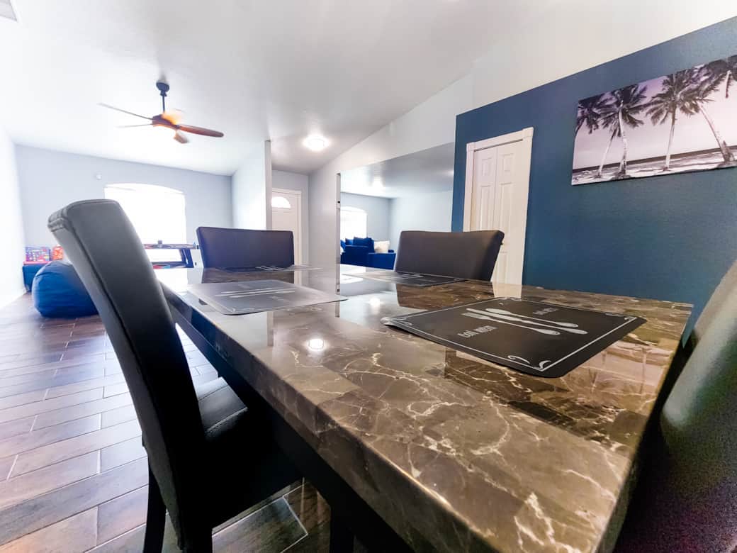 Enjoy a meal with the family in the Dining Room Enjoy a meal with the family in the Dining Room