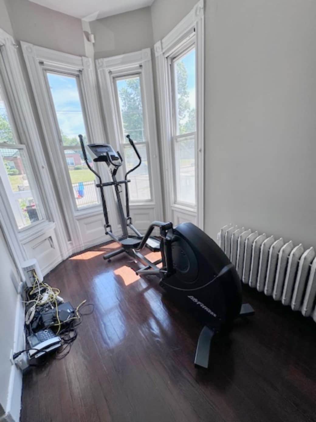 1st floor exercise bay window area with street view_inPixio (2)