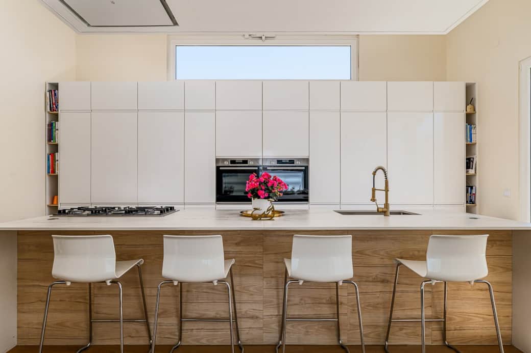 Kitchen: Fully equipped with Halal groceries and cookbooks to create wonders with your kids.