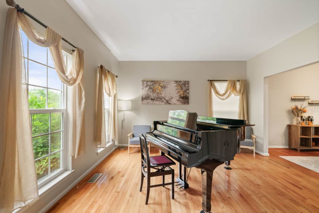 Piano Room1