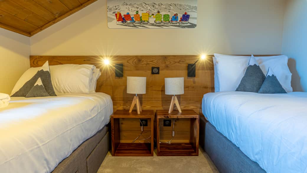 Piste Bleu triple bedroom