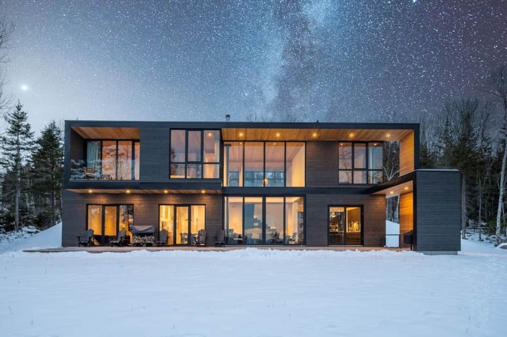 Charlevoix Chalets Le Ruisseau Exterior Night 03