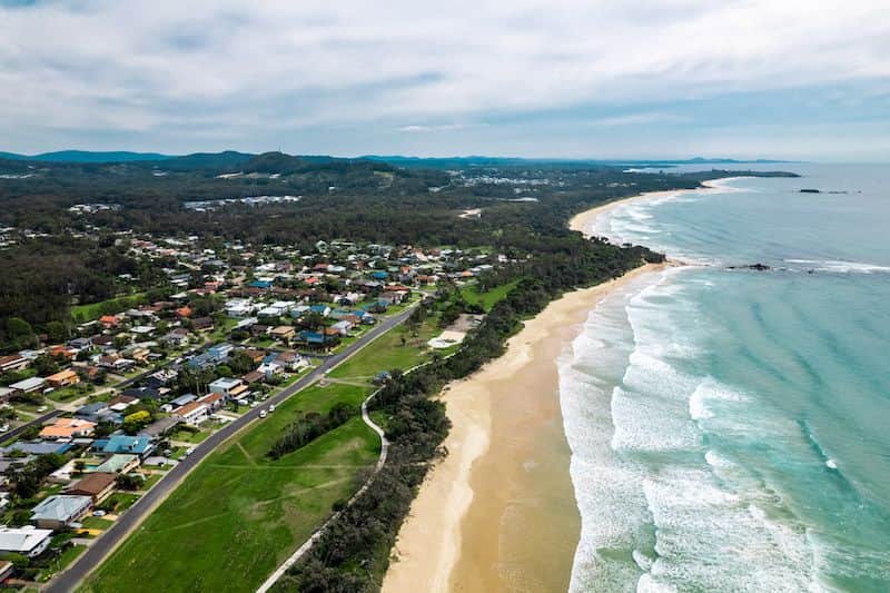 1 Sandy Beach Accommodation is directly across fro the beach.jpg