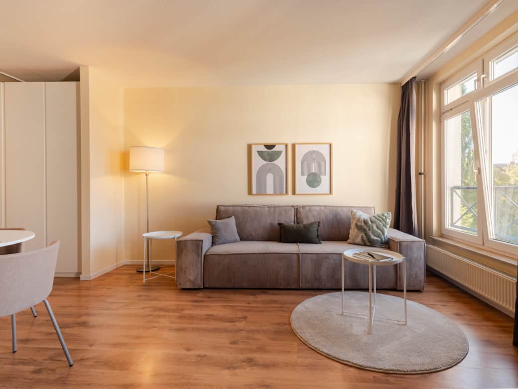05 Apartment 
