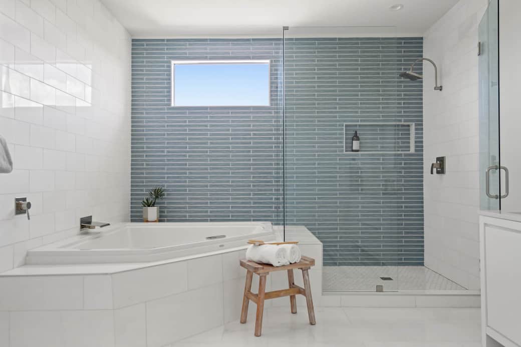 Primary bath -  jacuzzi tub and shower