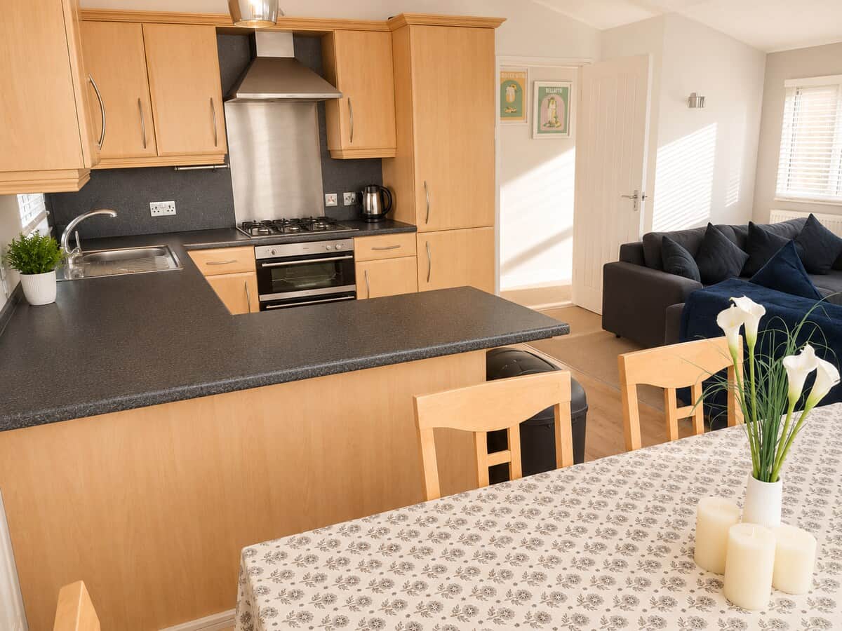 Kitchen with all appliances