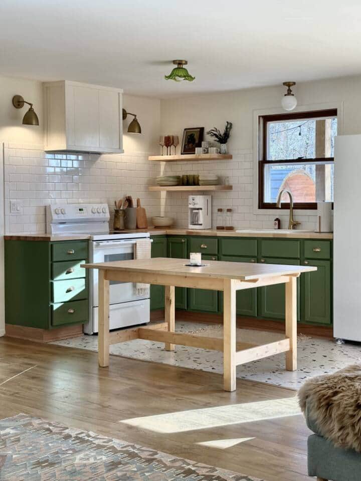 URSA MINOR Kitchen