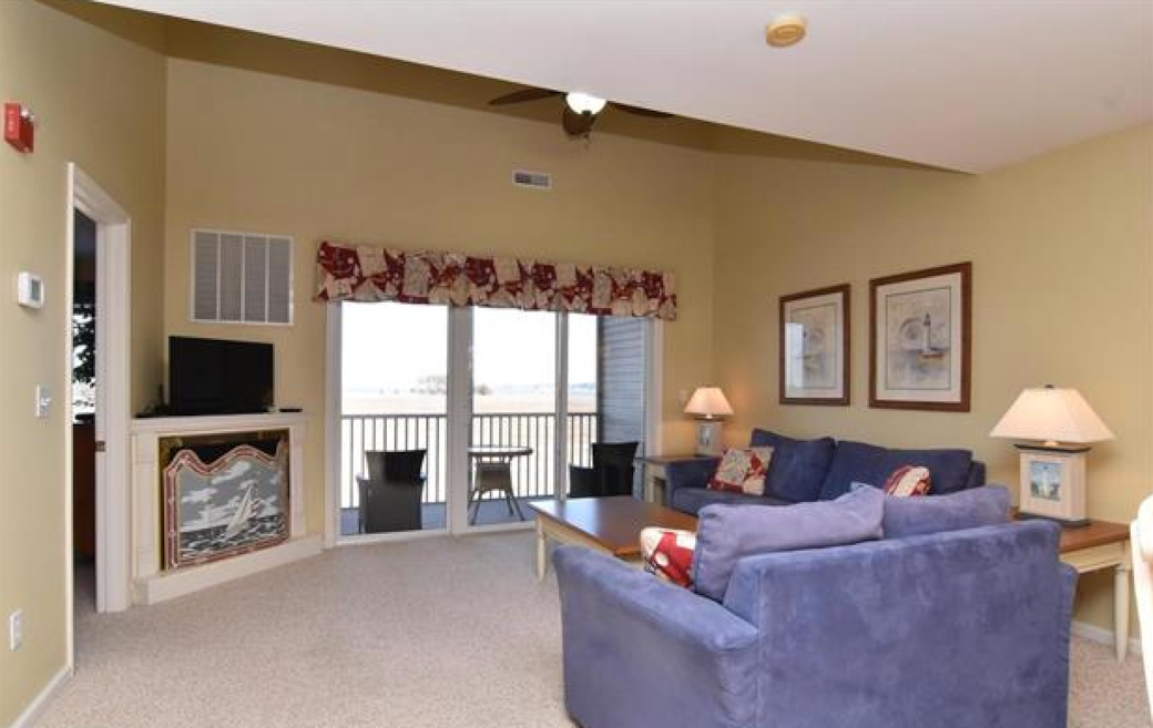 Family room with access to screened in porch