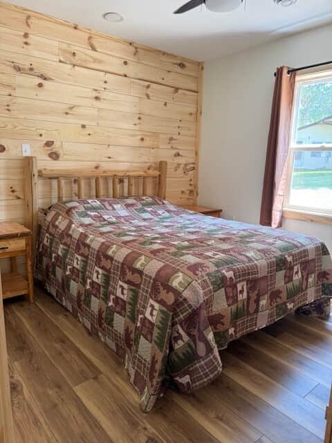 Queen Bedroom Queen Bedroom