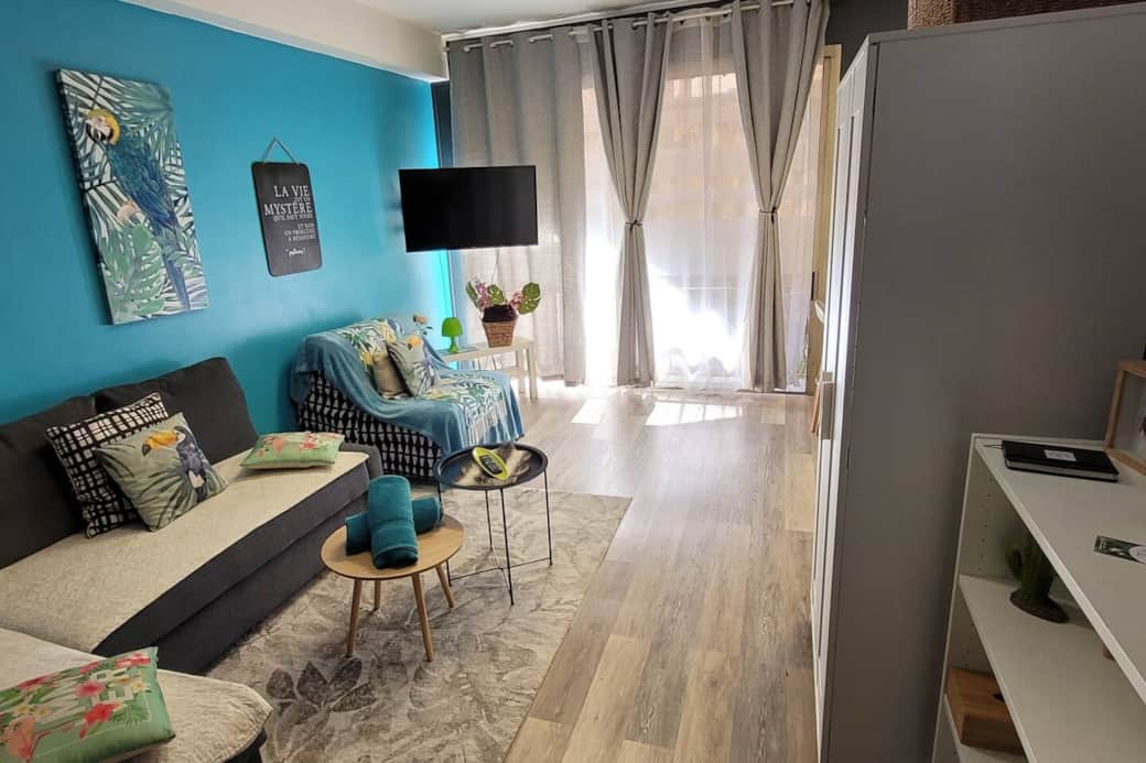 Entrée du studio lumineux Entrée du studio lumineux