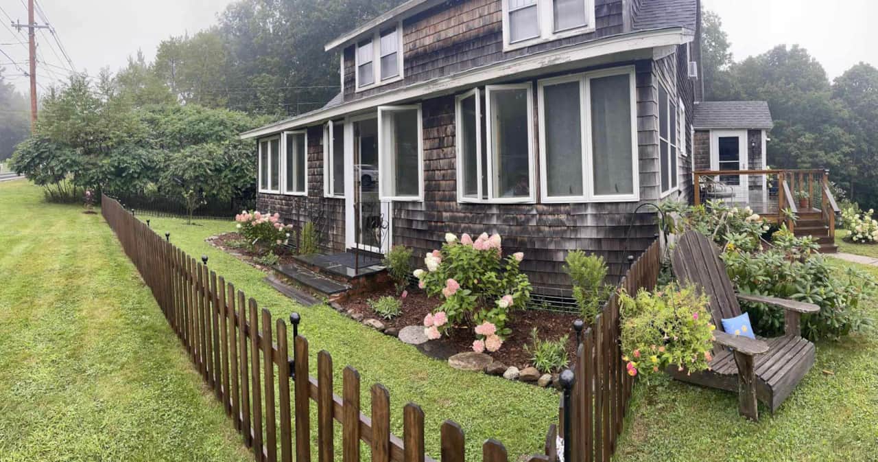 Exterior front view from driveway