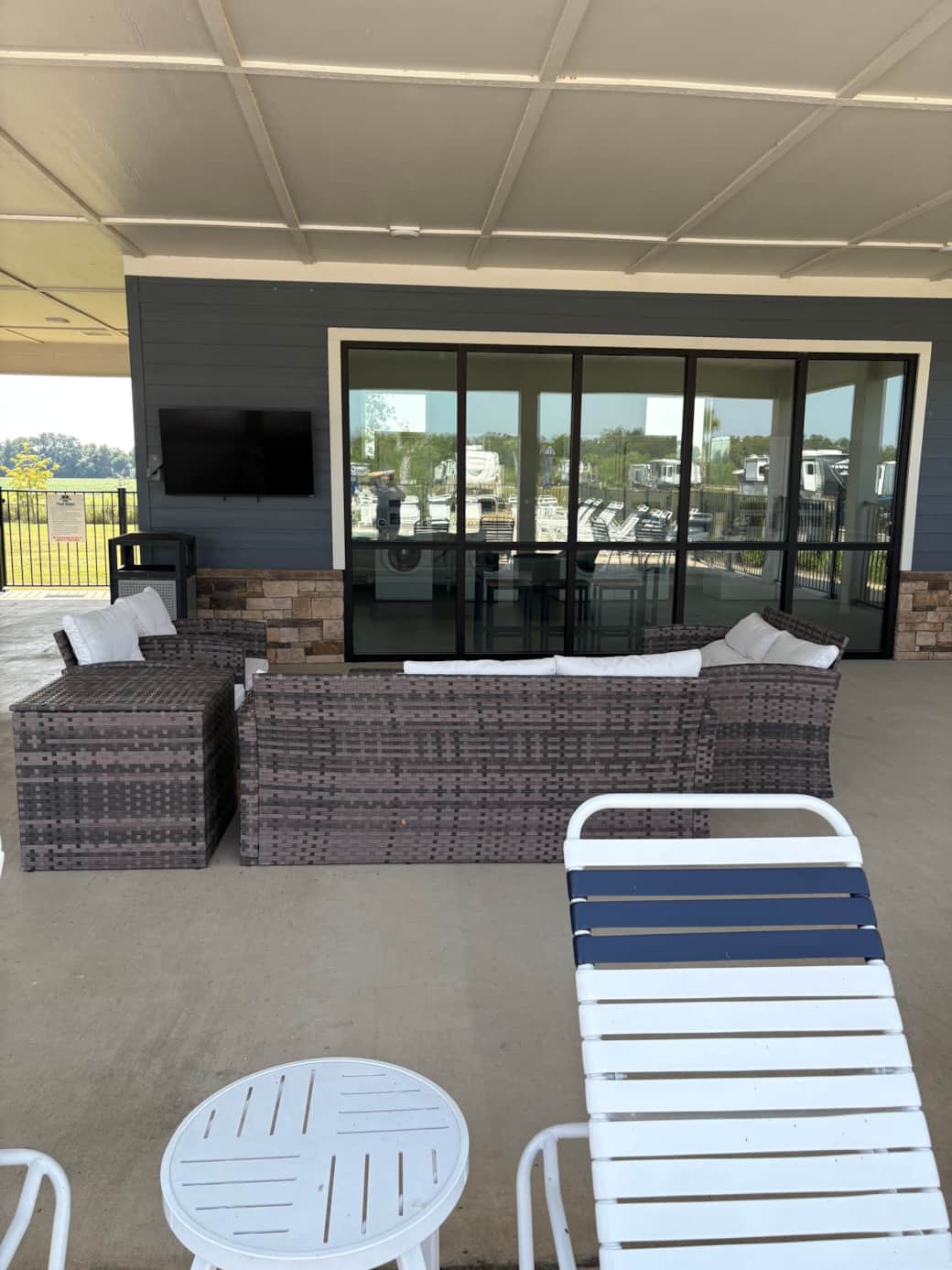Clubhouse B