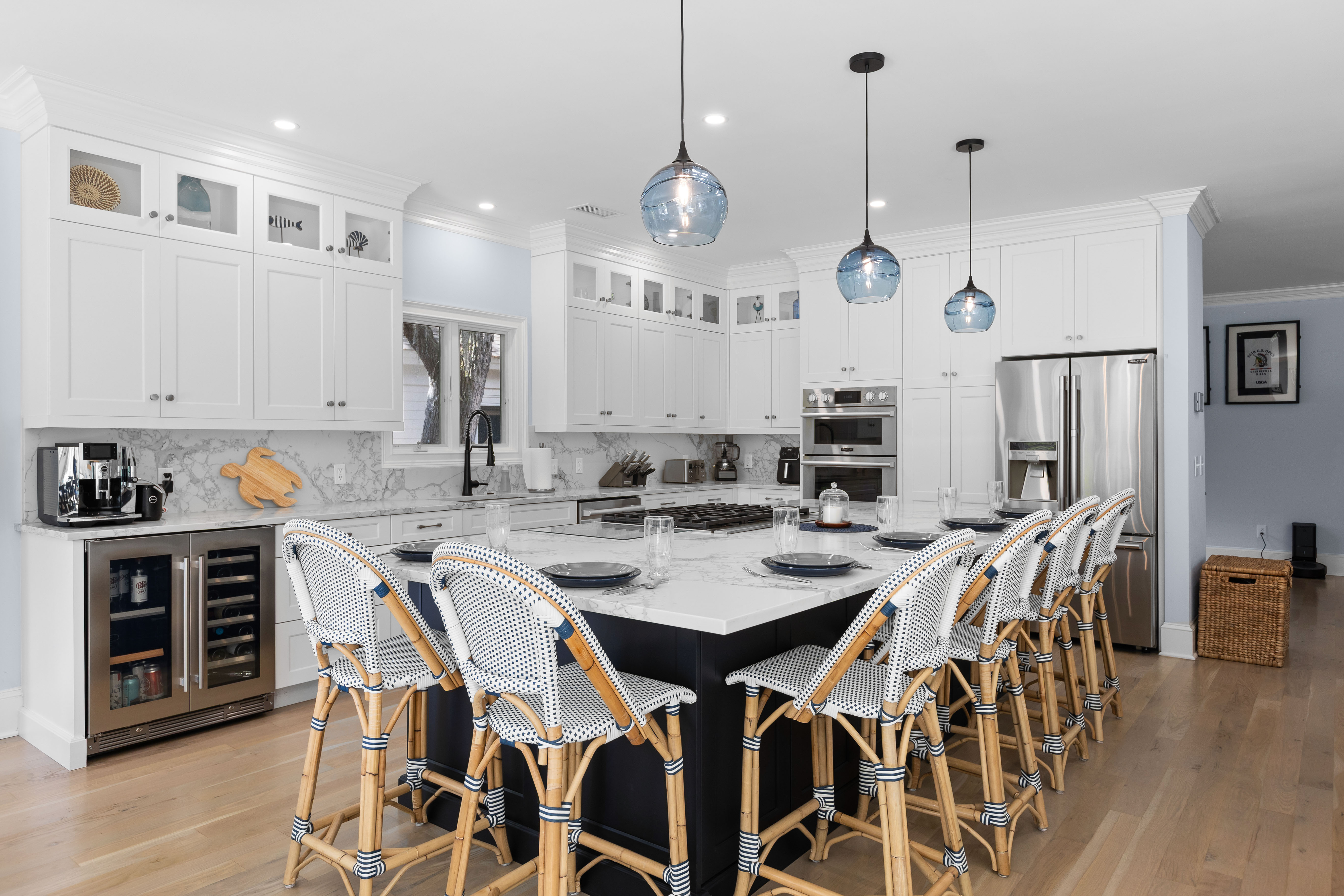 Kitchen and Dinning area