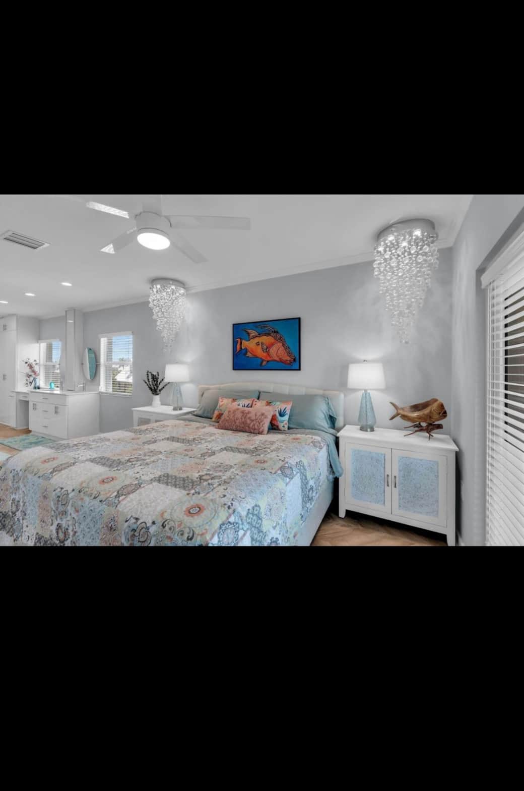 Master bedroom on top floor Master bedroom on top floor