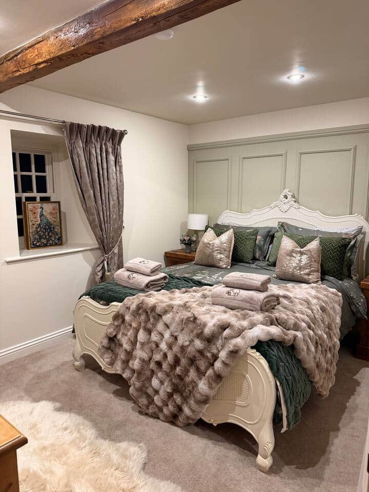 Master Bedroom Master Bedroom