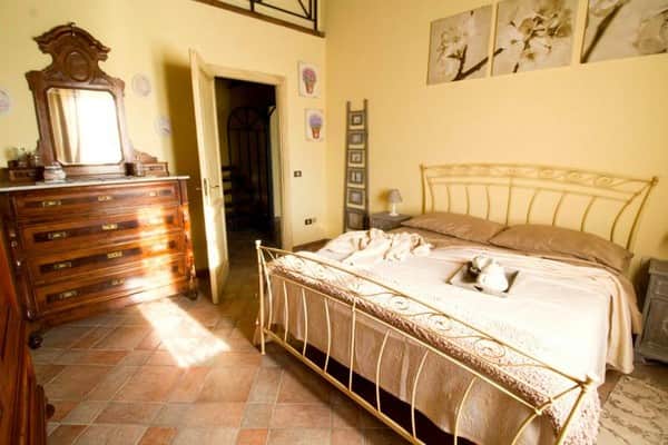 2nd double bedroom