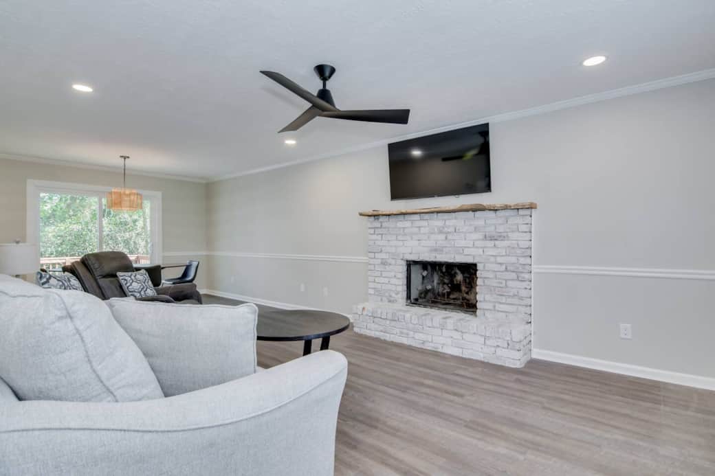 2e573687 098a 43d8 b2c3 cdd0191943aa