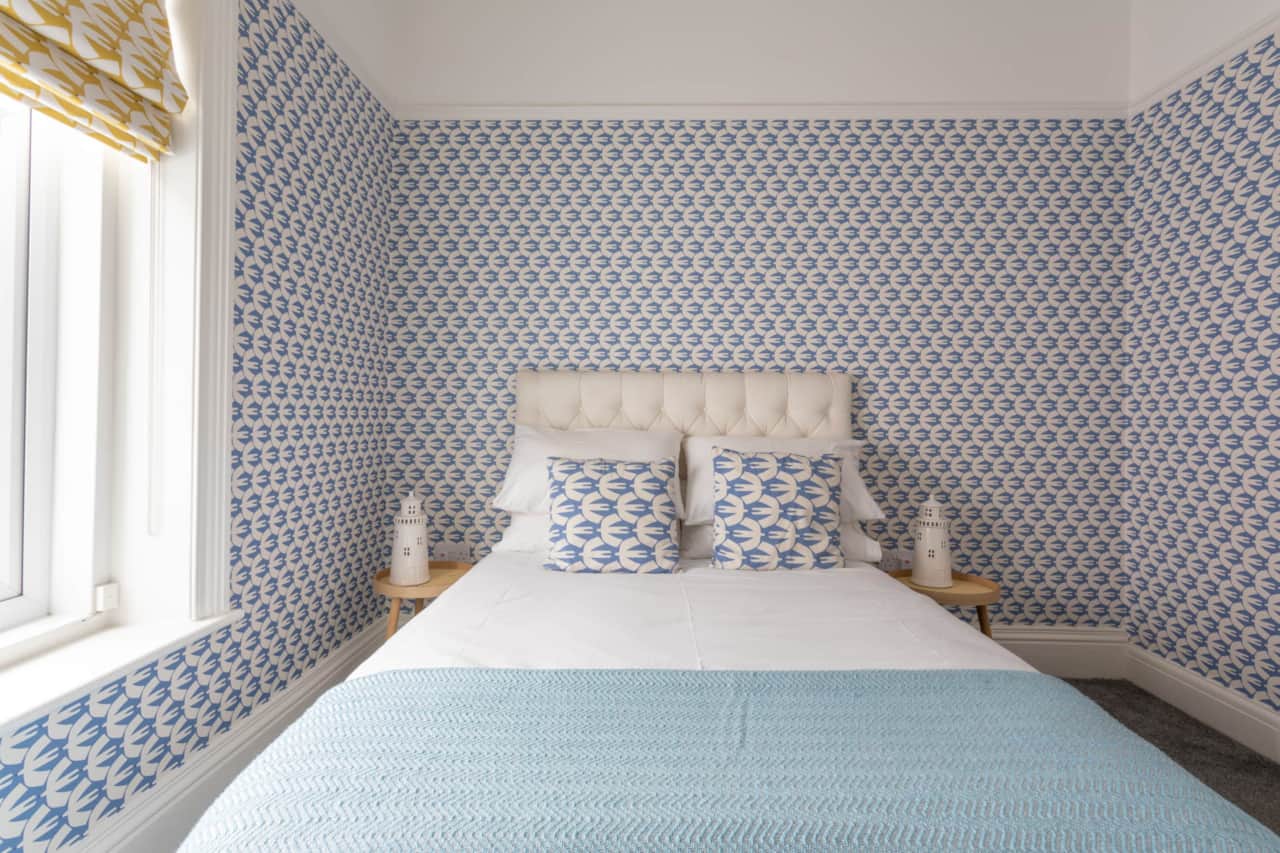 Luxury double bedroom, with a seabird theme! Stunning handpicked features, super comfortable!