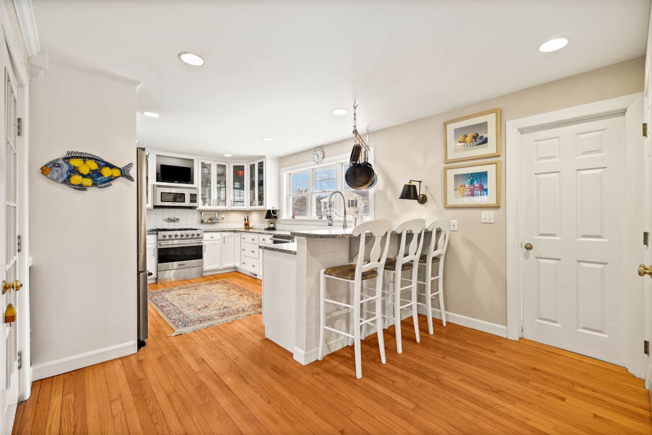 Breakfast Bar