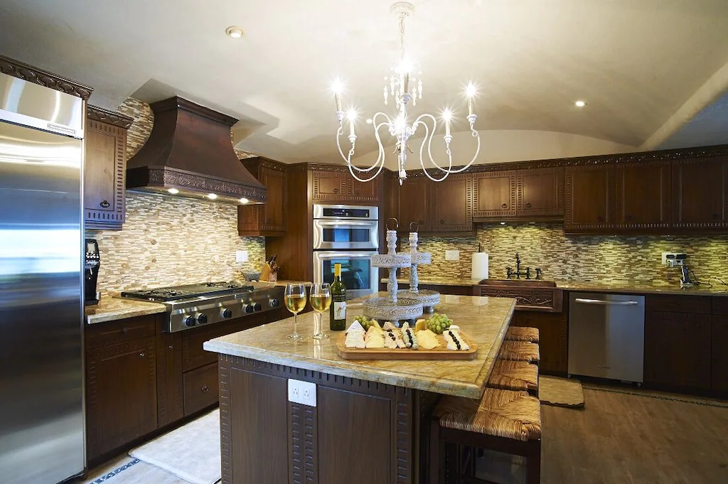 Gourmet Kitchen with all amenities needed. 