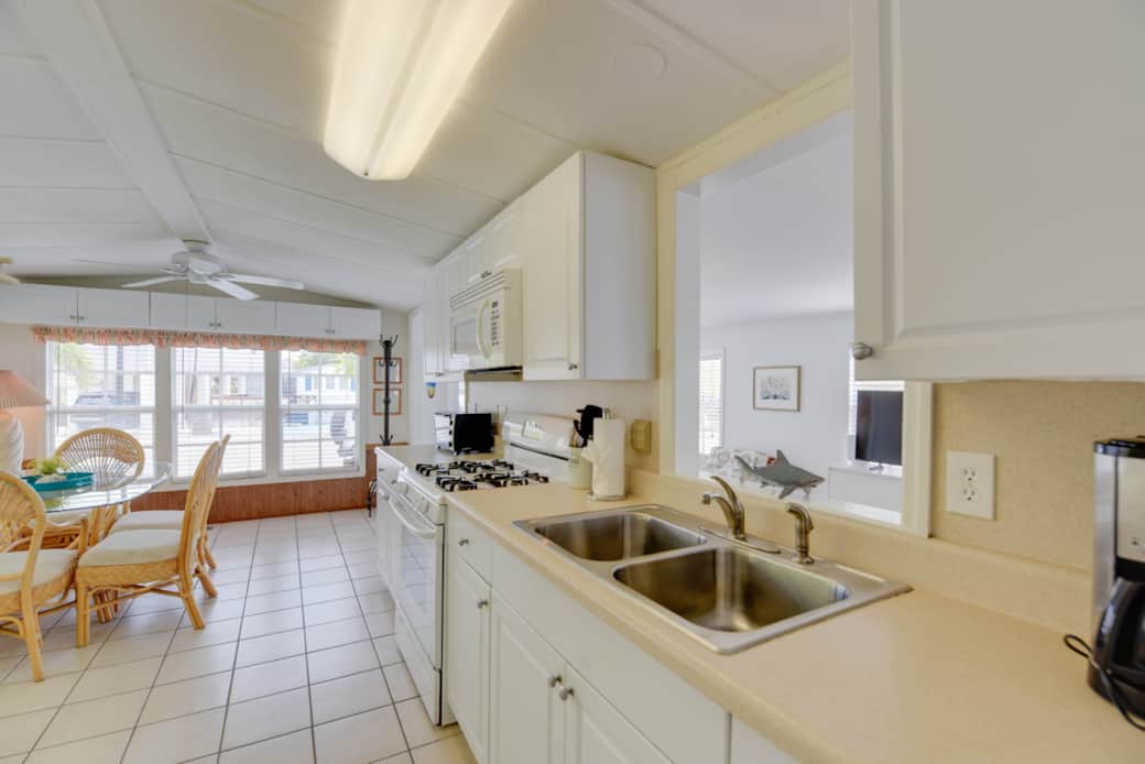 Eat In Kitchen
