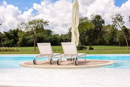 2nd floor Pool view 2 bedroom condo Cana Rock Star photo 3