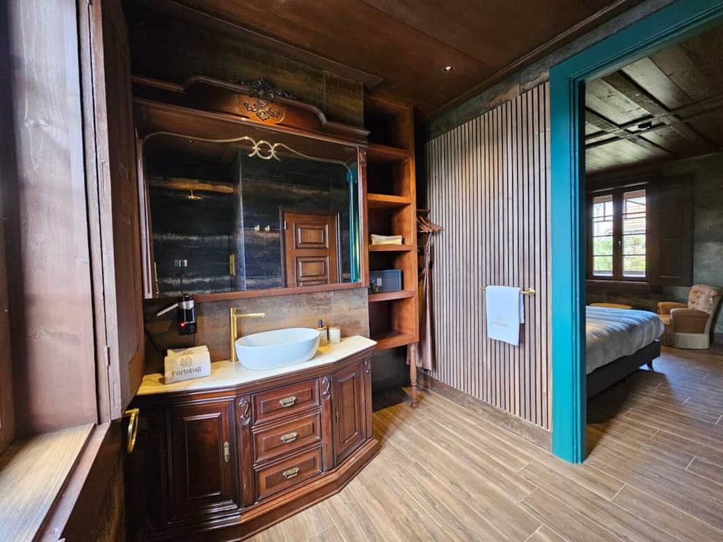 Spa Bathroom suite 2 Spa Bathroom suite 2