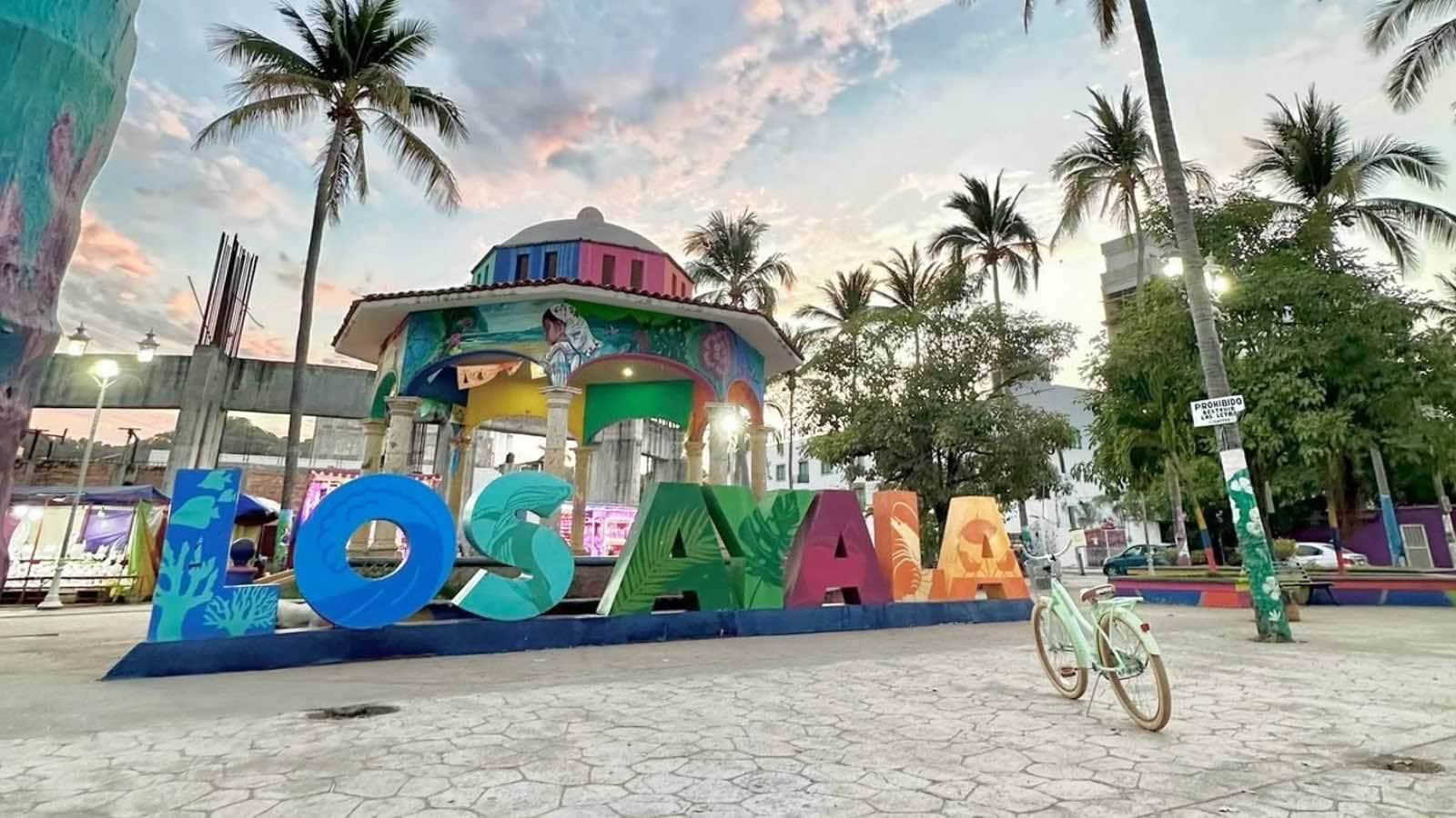 El letrero en la entrada de Los Ayala, Nayarit