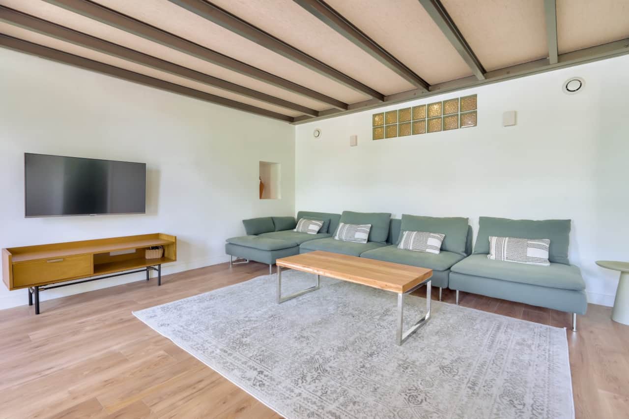 sofa corner