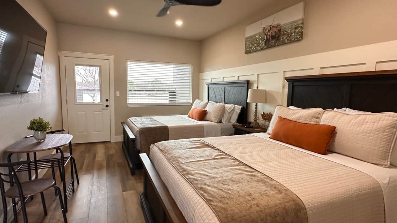 Queen Room