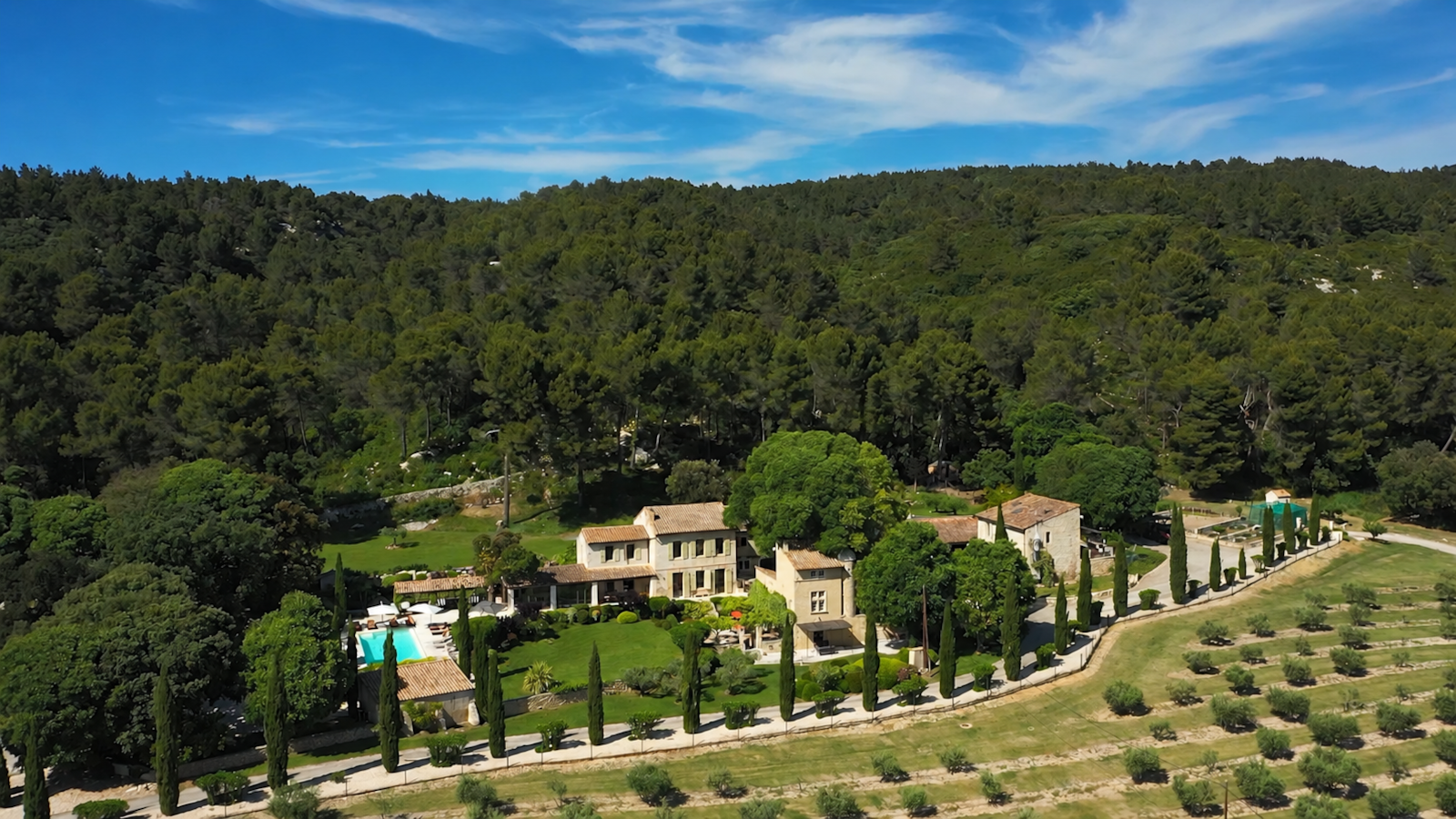 The estate in full