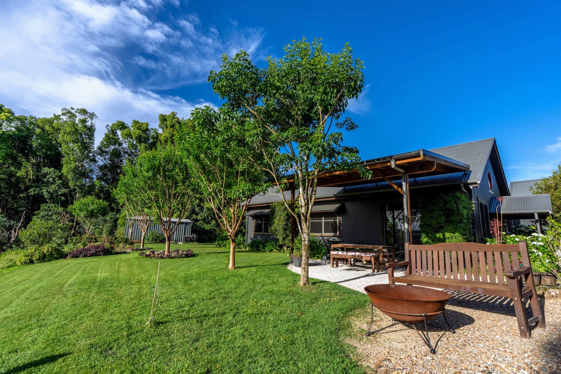 Samsara Farm Cottage, a spacious three-bedroom retreat in the Byron Bay hinterland