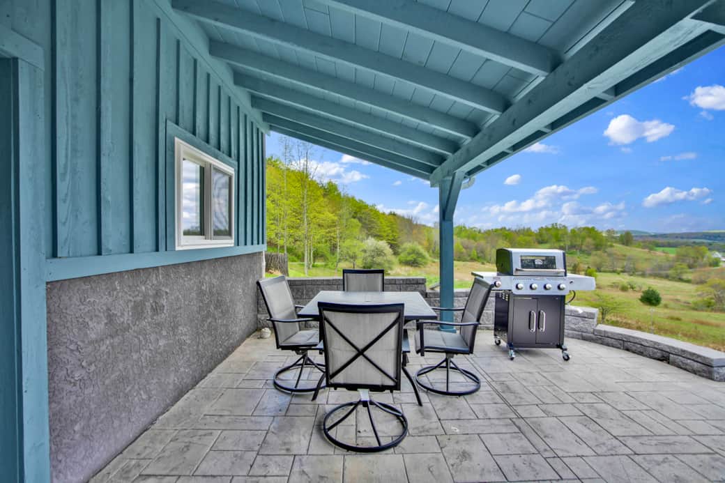 Raven Feather Retreat - Unit 3 - hosted by MVR Vacation Rentals 570-948-1293