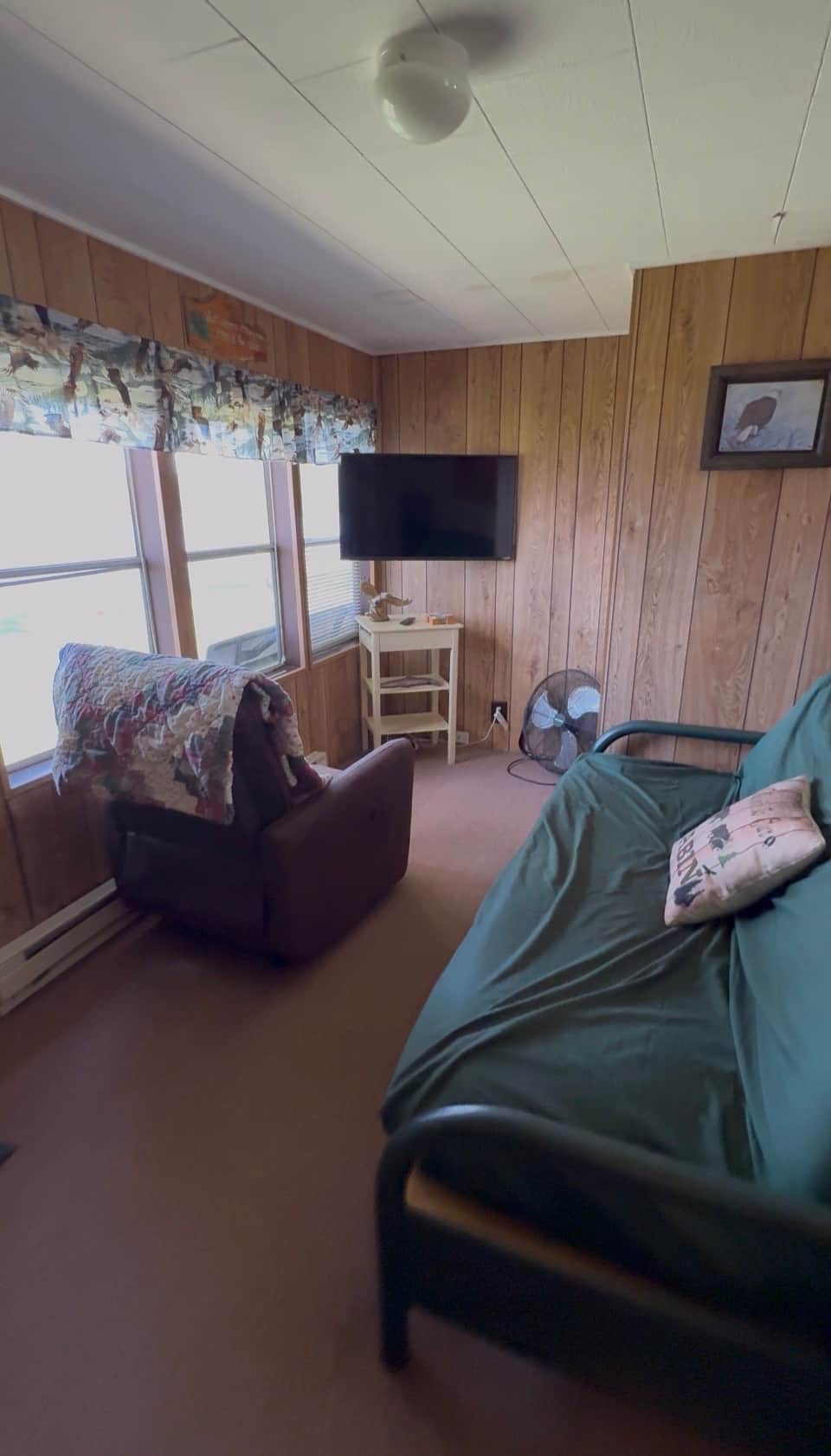 Cabin 1 living room