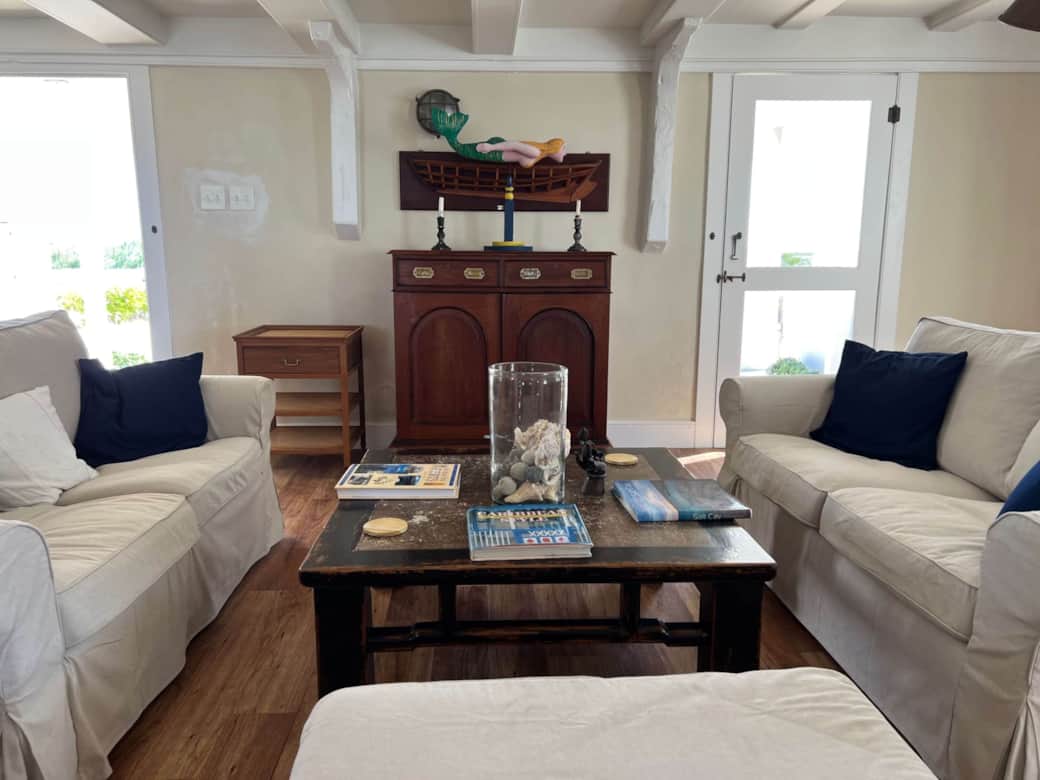 Turks and caicos salt cay living area